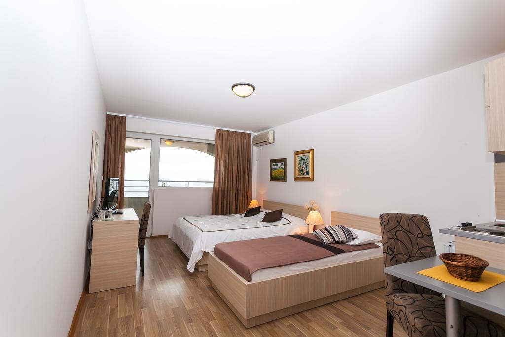 Apartments Marija Sveti Stefan Dış mekan fotoğraf